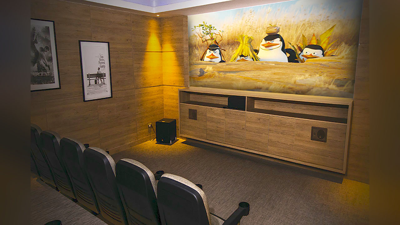 Cine